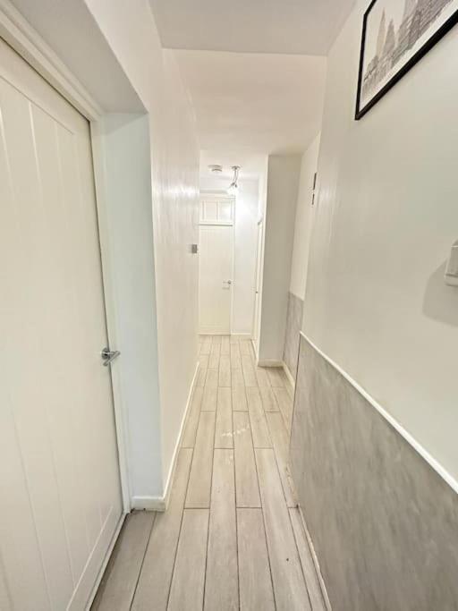 Center Marylebone 4 Bedroom Flat Londra
